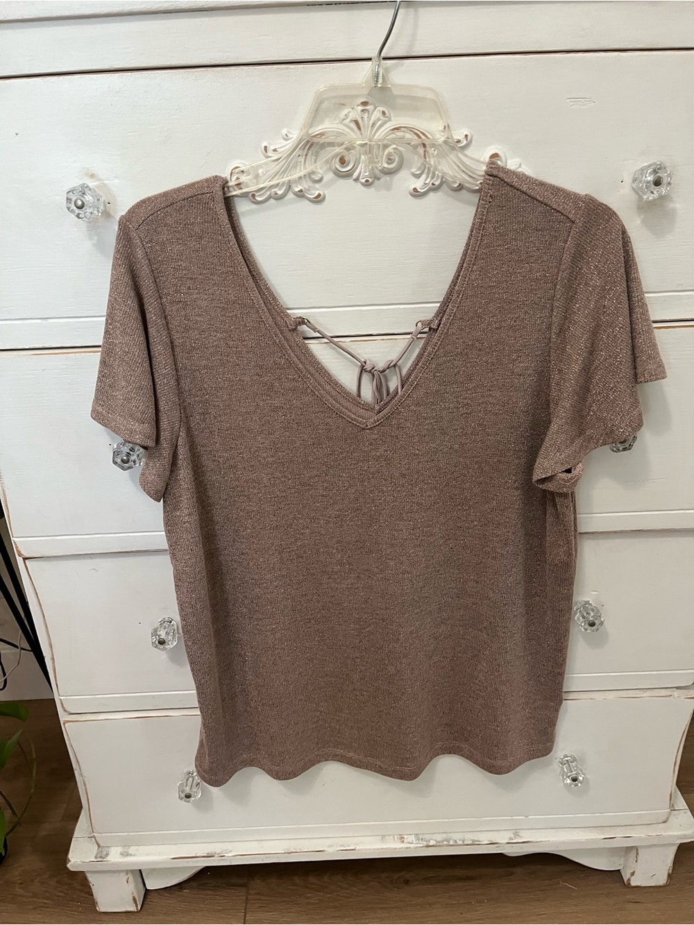 PAIGE Dusty Mauve Short Sleeve V-Neck Knit Top with Tie Back